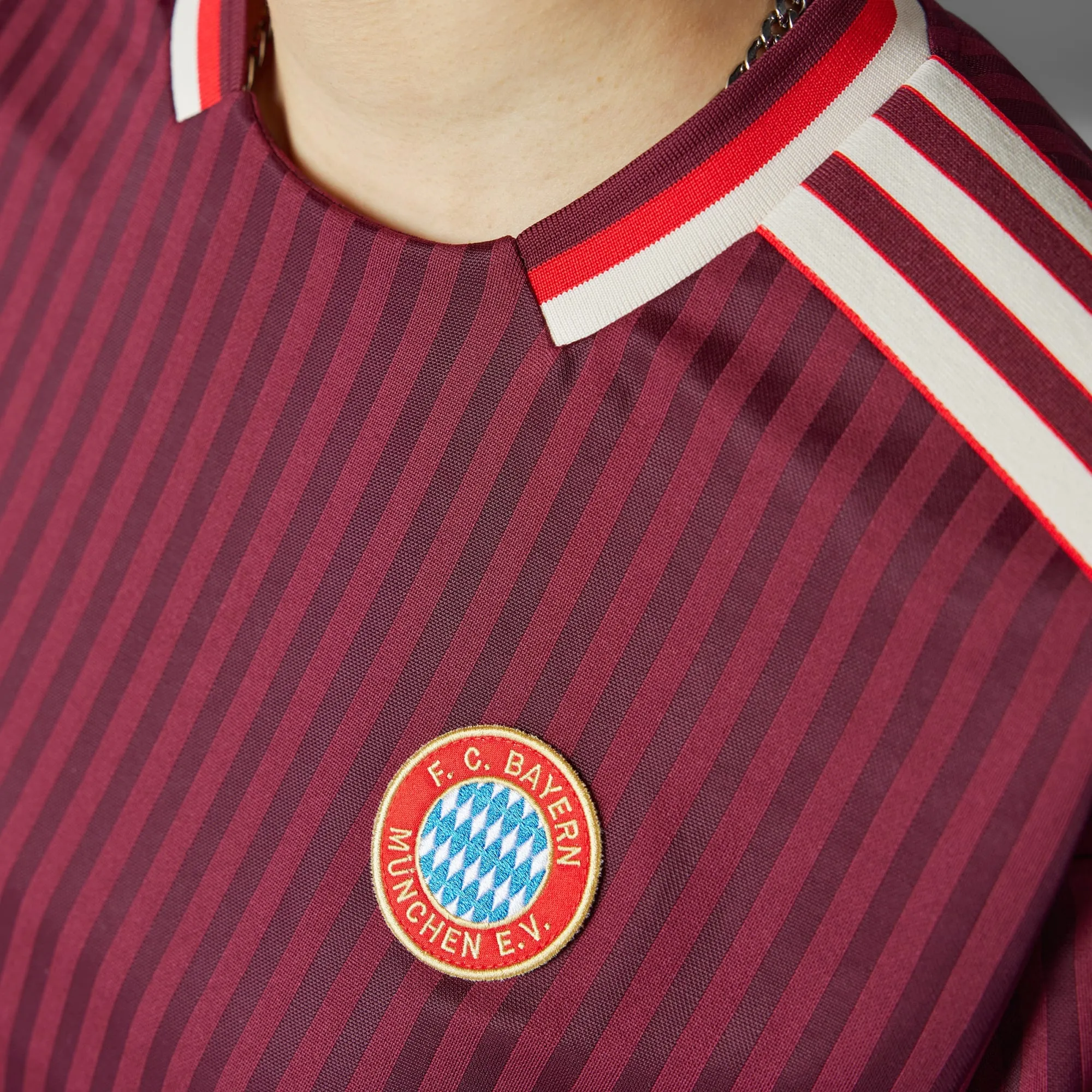 adidas FC Bayern Terrace Icons Jersey