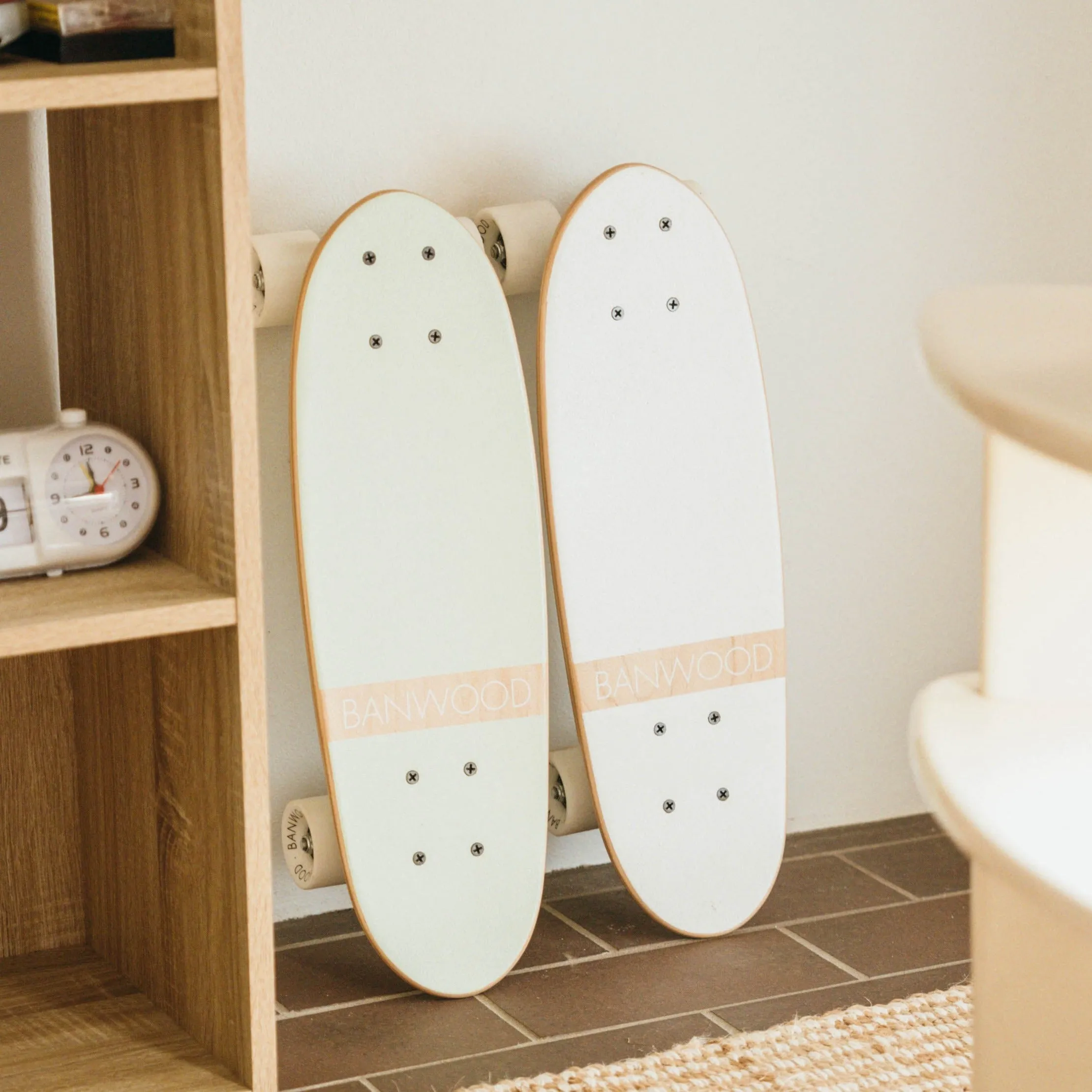 Banwood Kids Skateboard (White)
