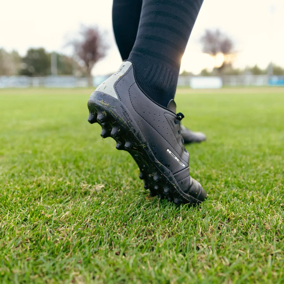 Football Boots 100 MG - Black