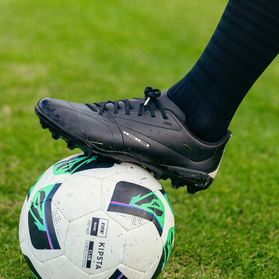 Football Boots 100 MG - Black