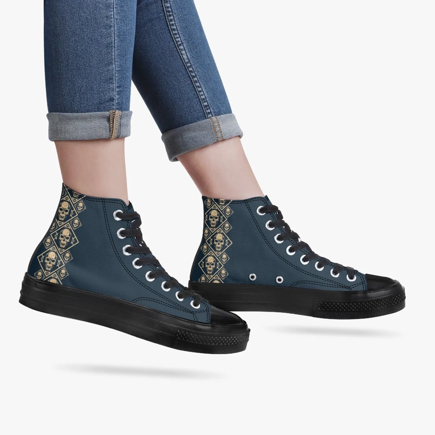 Gold Pile of Skull Navy