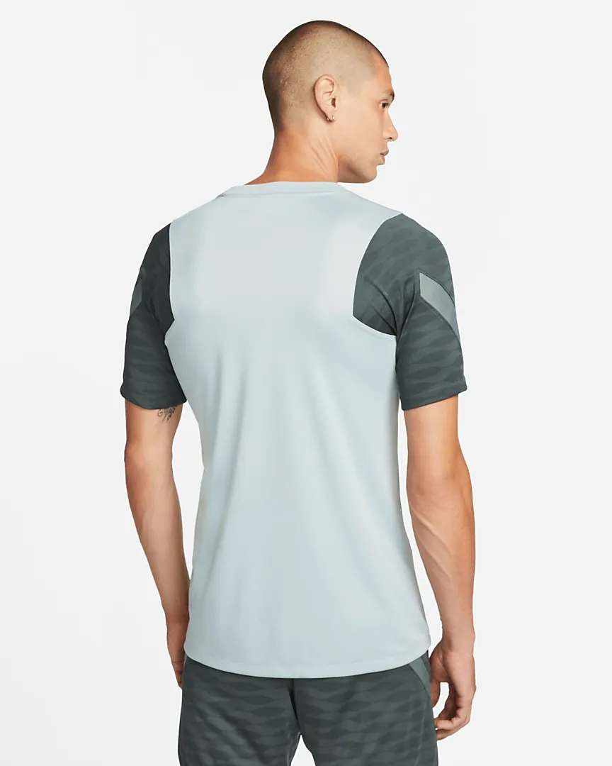 Liverpool FC Strike Pre-Match Top (DB6917-017)