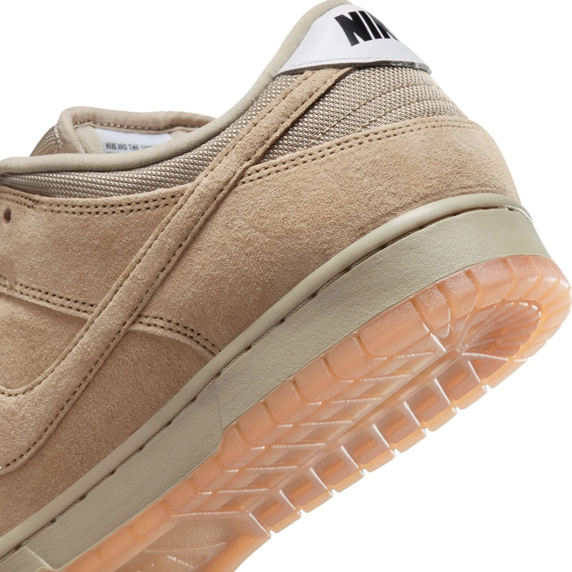 Nike SB Dunk Low Pro - Parachute Beige/Parachute Beige