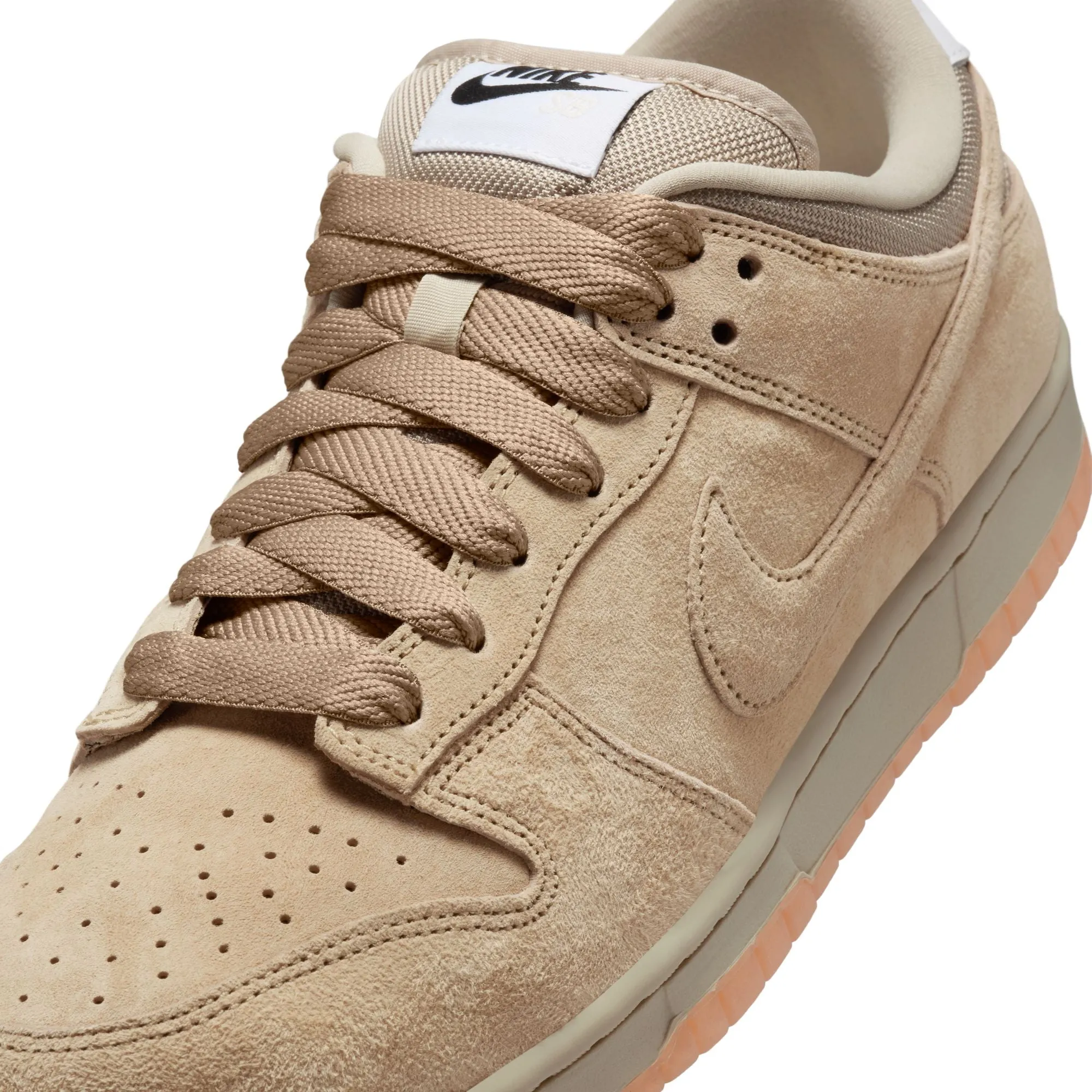 Nike SB Dunk Low Pro - Parachute Beige/Parachute Beige