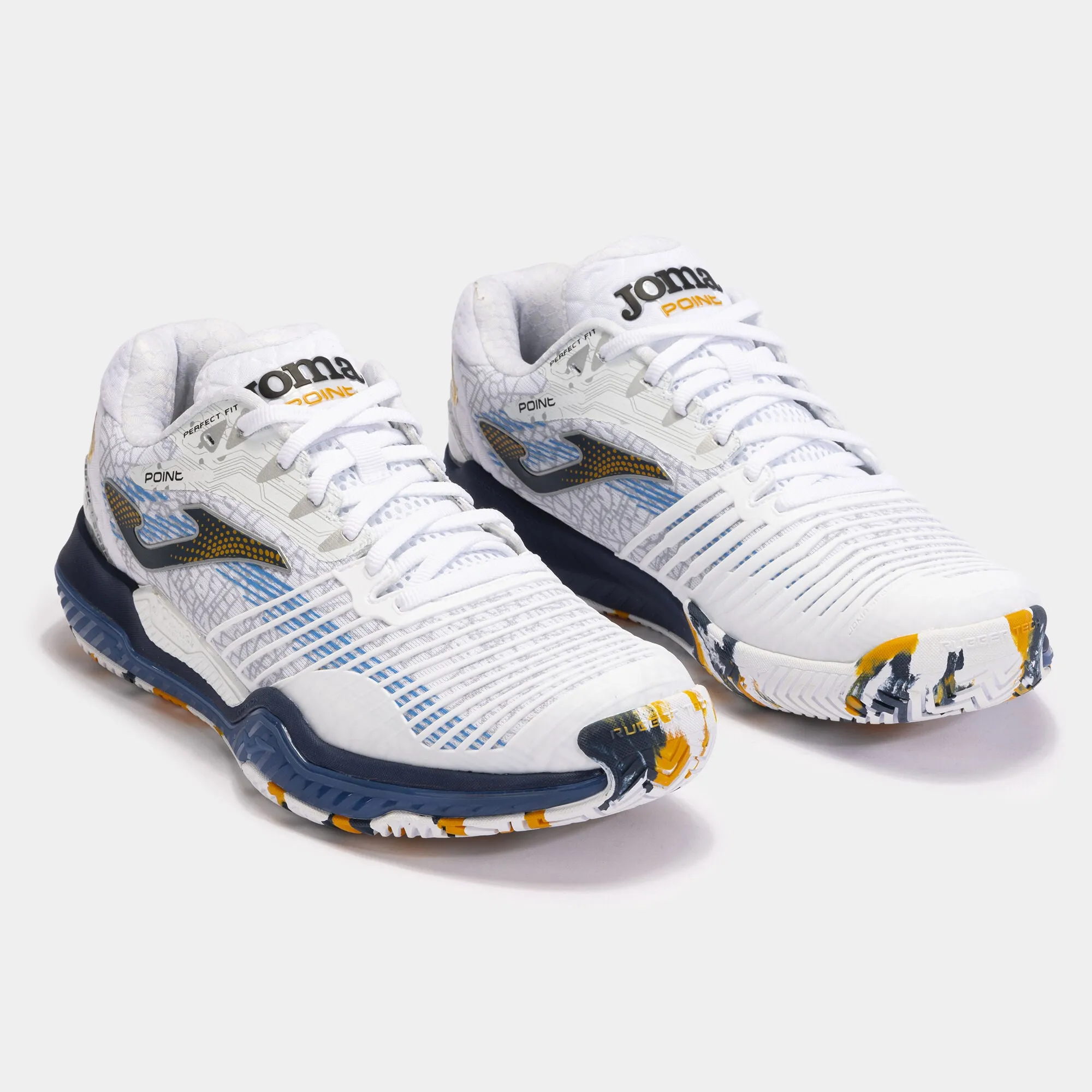 Point 2402 Men's Tennis Shoe