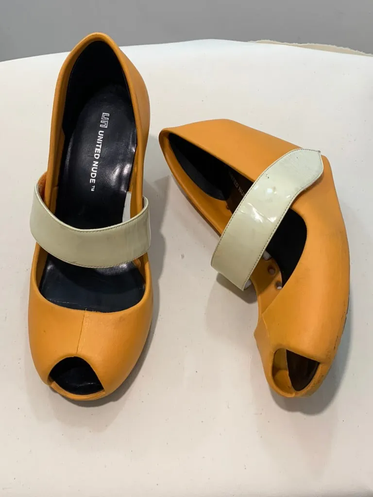 Rubber moon wedge, 41