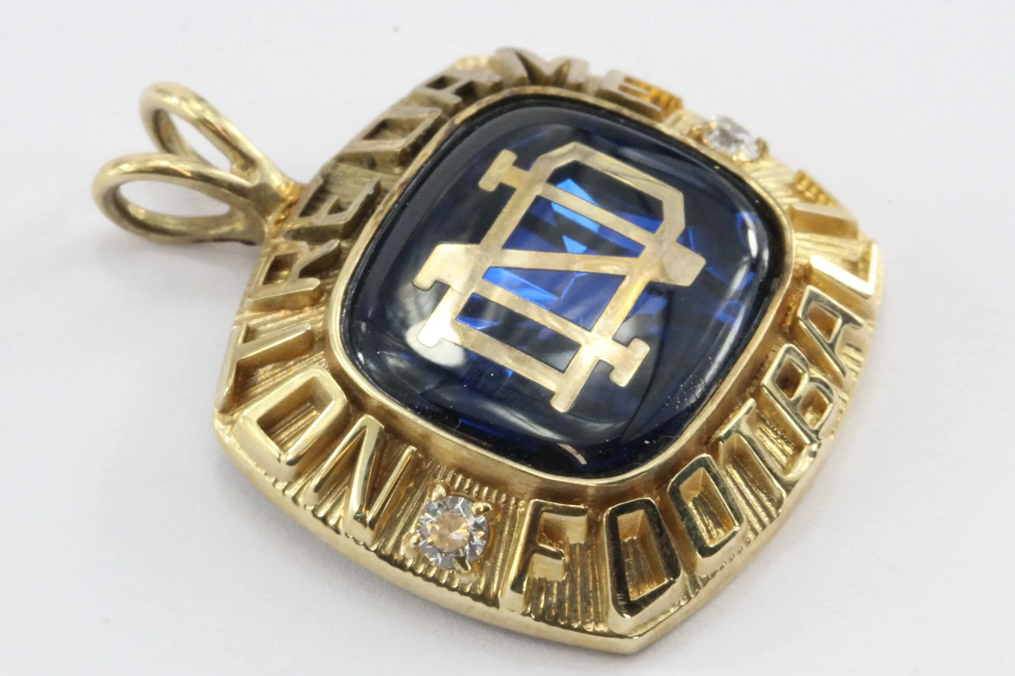 Vintage 10K Gold Notre Dame Football Championship Balfour Blue Enamel Ring Top Pendant