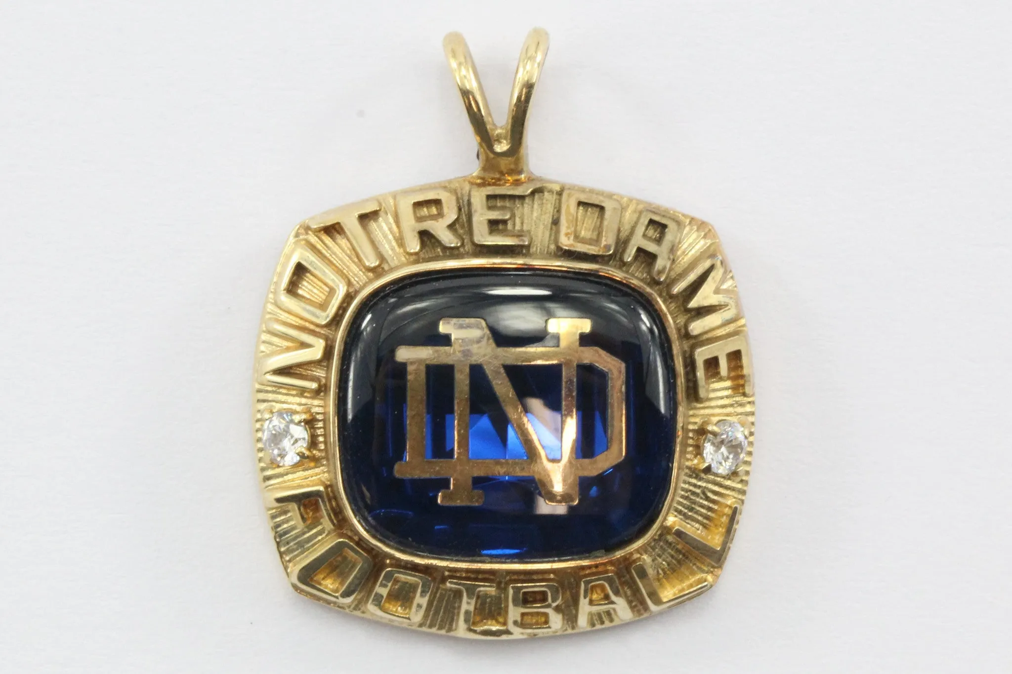 Vintage 10K Gold Notre Dame Football Championship Balfour Blue Enamel Ring Top Pendant